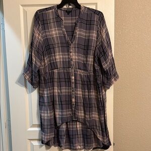 Torrid Gray and Cream Plaid Top